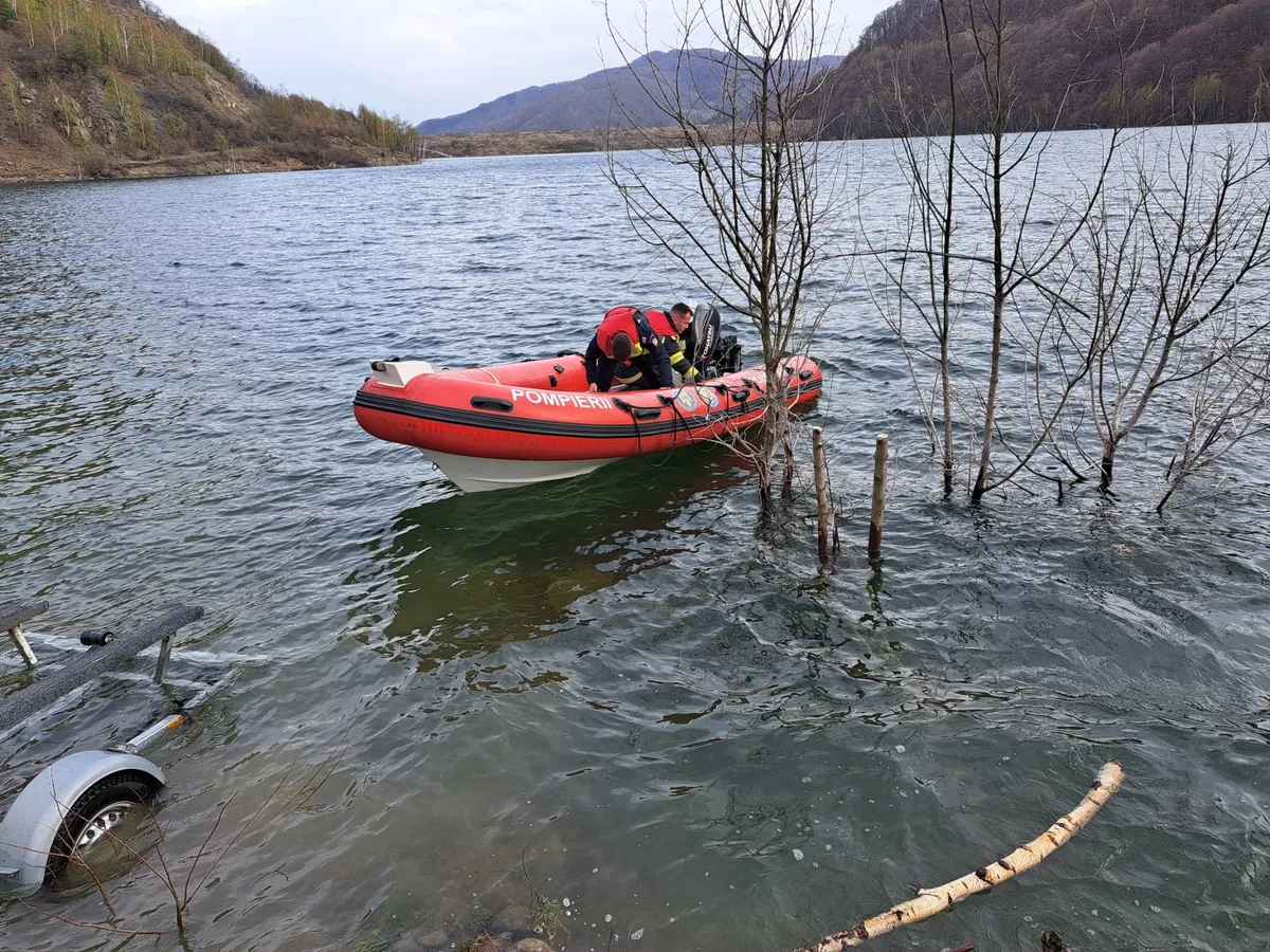 Un copil de 4 ani este căutat în râul Someș după ce a căzut în apă