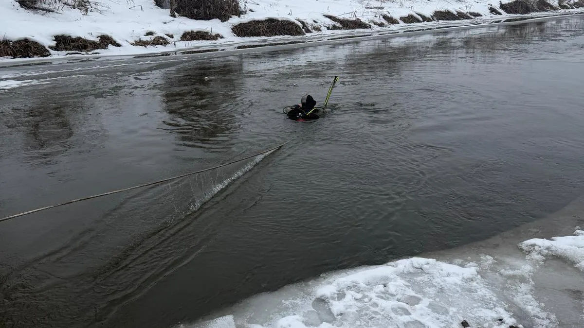Un copil de 4 ani este căutat în râul Someș după ce a căzut în apă