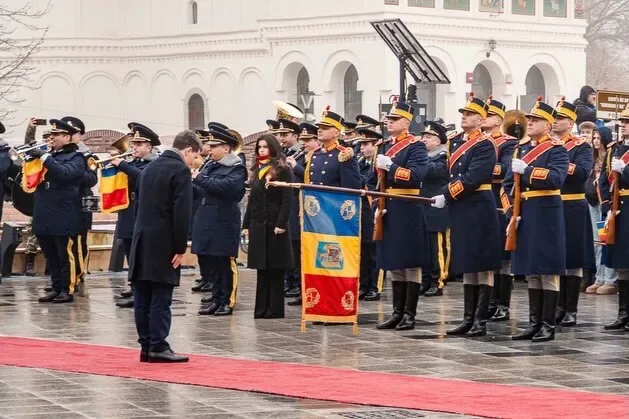 Președintele României, Nicușor Dan, huiduit la Focșani în Ziua Unirii