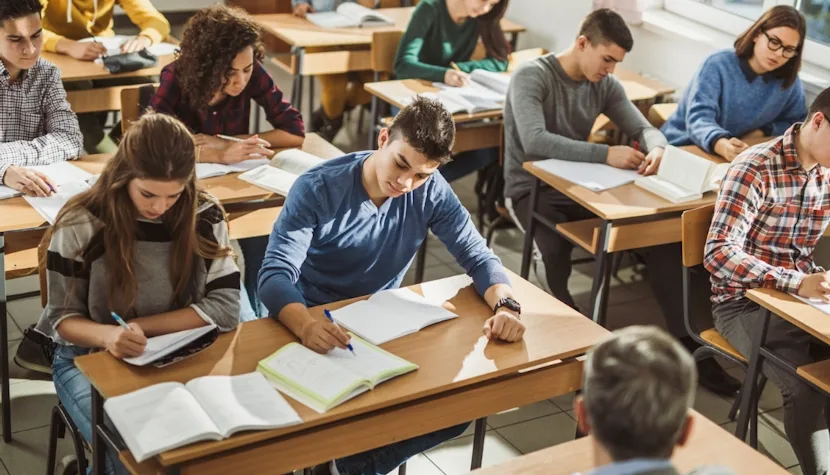 Modificări în structura anului școlar 2026-2027 propuse de Ministerul Educației