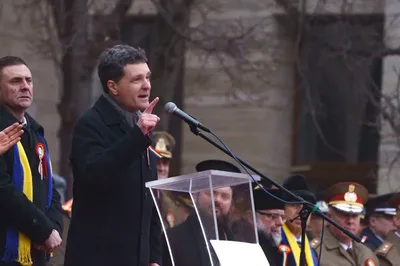 Președintele României, Nicușor Dan, huiduit la Focșani în Ziua Unirii